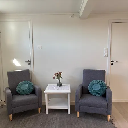 Cosy By The Cable Car, Private Entrance And Bathroom * Tromso